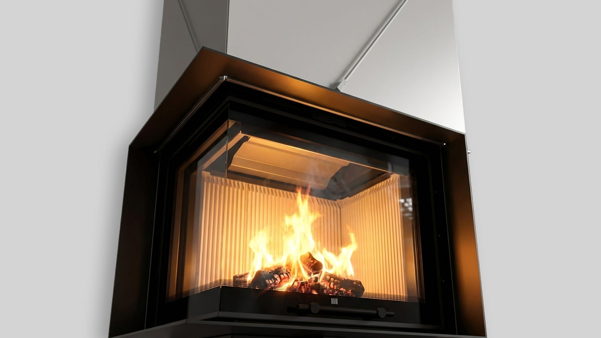 MILANO 610x430 – Linksseitiger Eckkamin mit Klapptüren, weiße Verkleidung