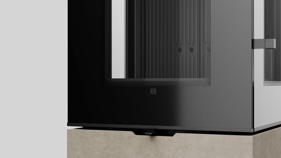 AXAM freistehender Stahlkaminofen in Fokos Talco Sinterquarz, schwarze Auskleidung