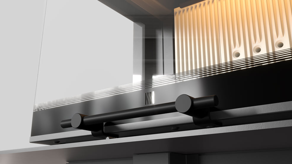 MILANO 610x430 – Linksseitiger Eckkamin mit Klapptüren, weiße Verkleidung